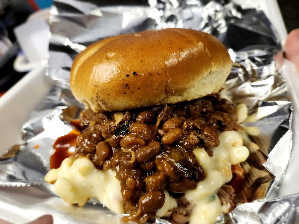 Banner Smoke 'n' Willie 02